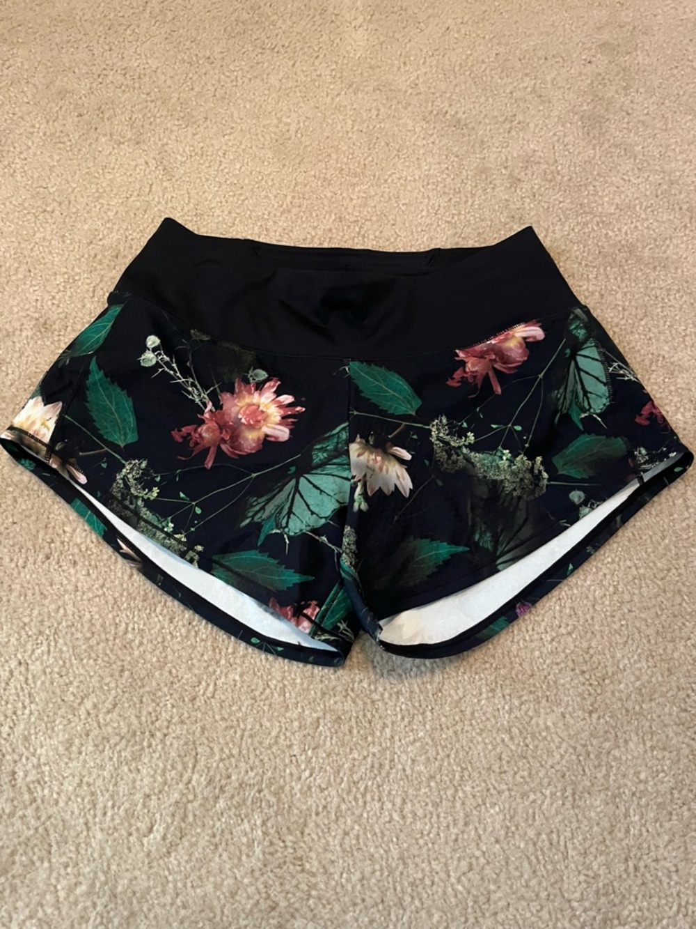 Oiselle Moody Floral Roga Shorts Sz 2